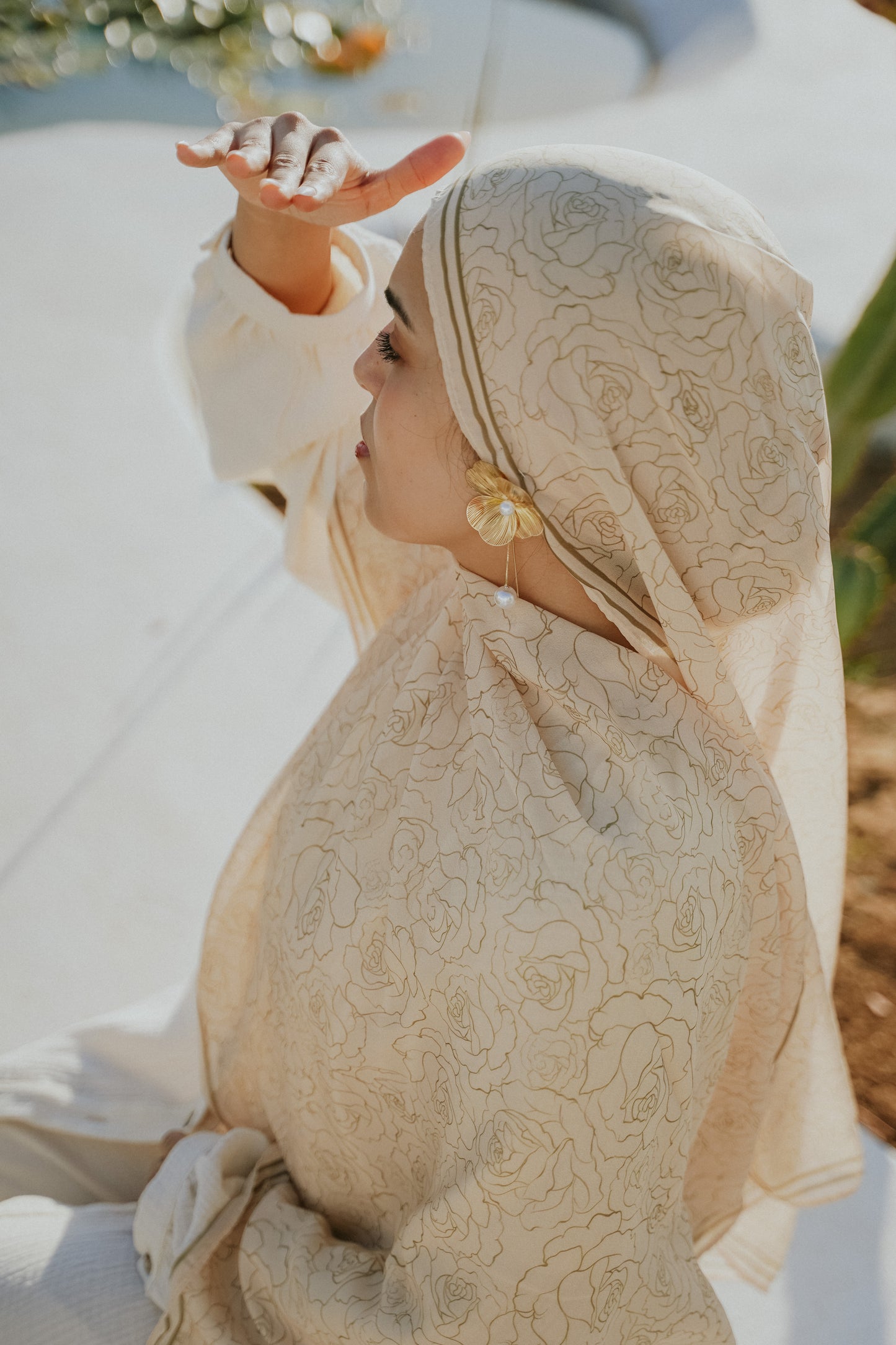 Sunlight (Butter Yellow)