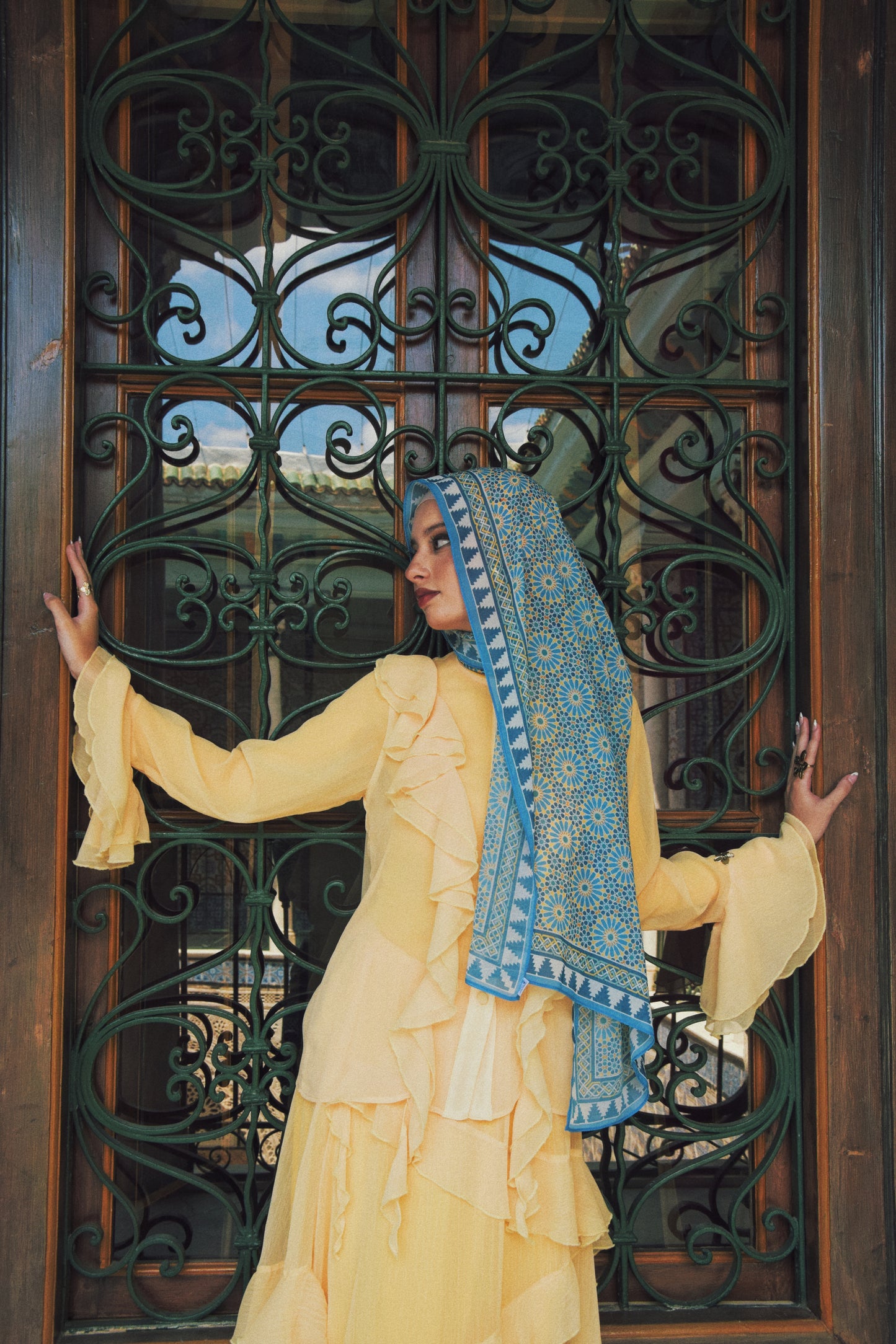 Mawj Scarf