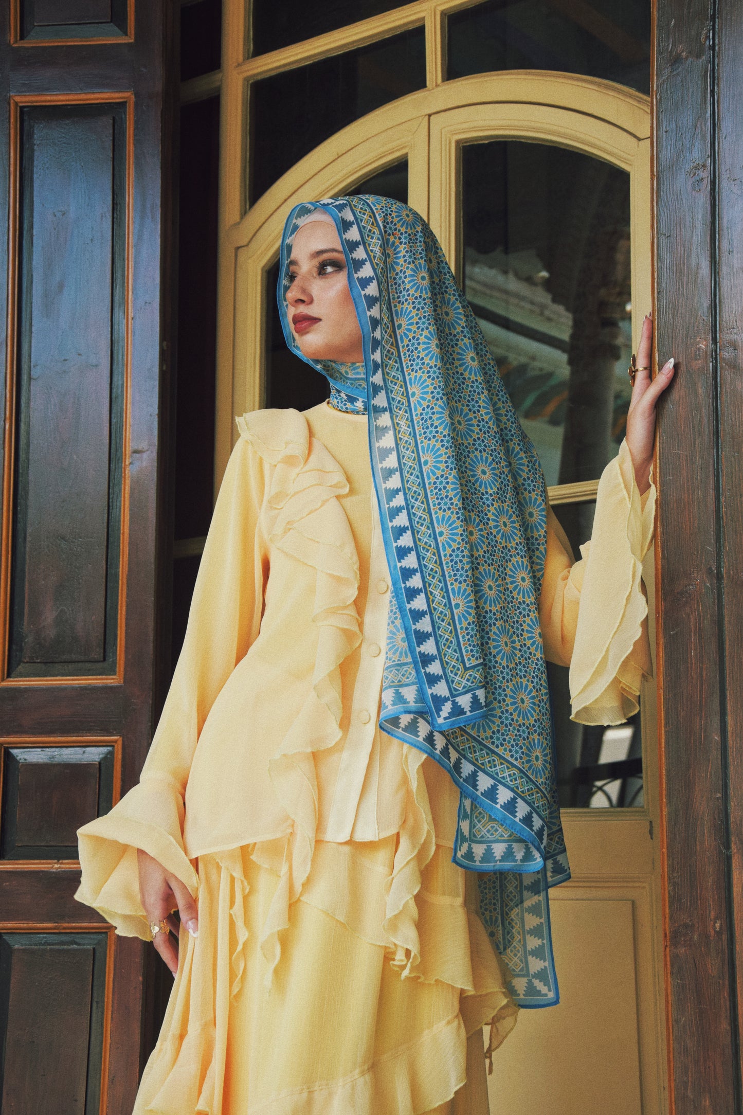 Mawj Scarf