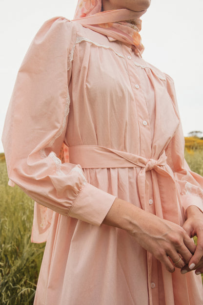 Robe Pétale Dentelle