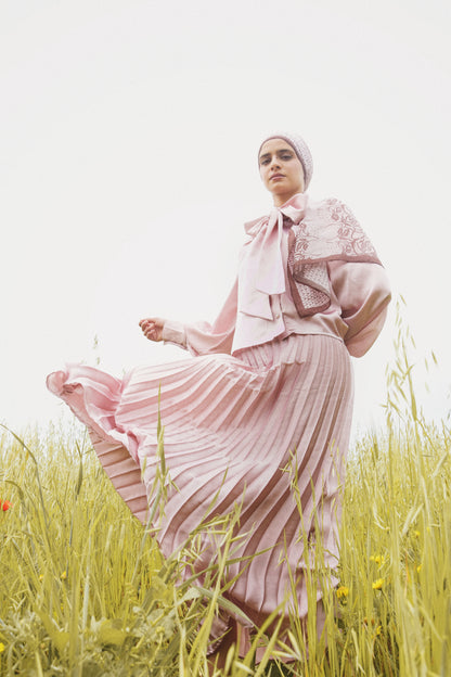 The silky skirt