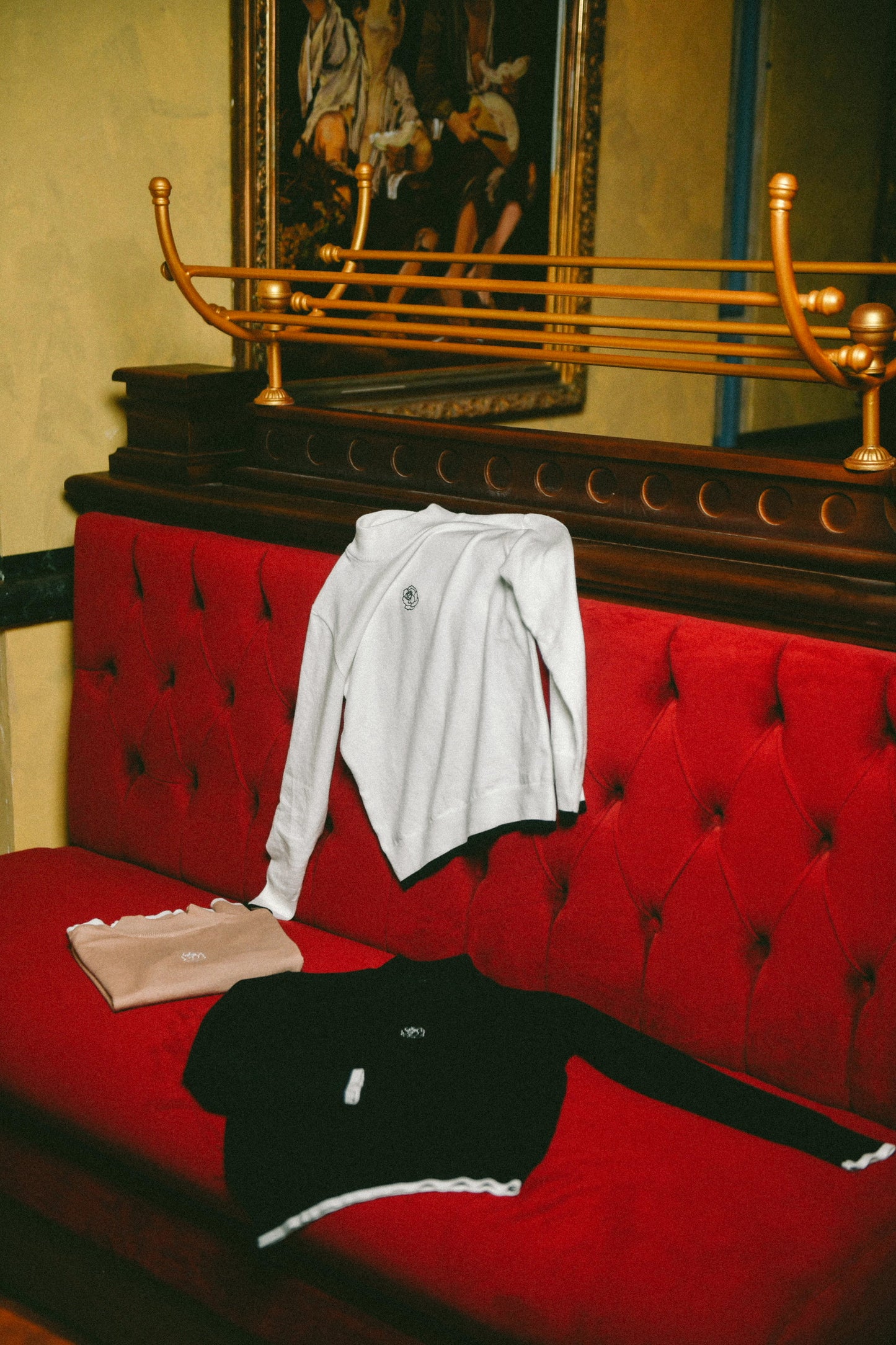 CS signature pullover