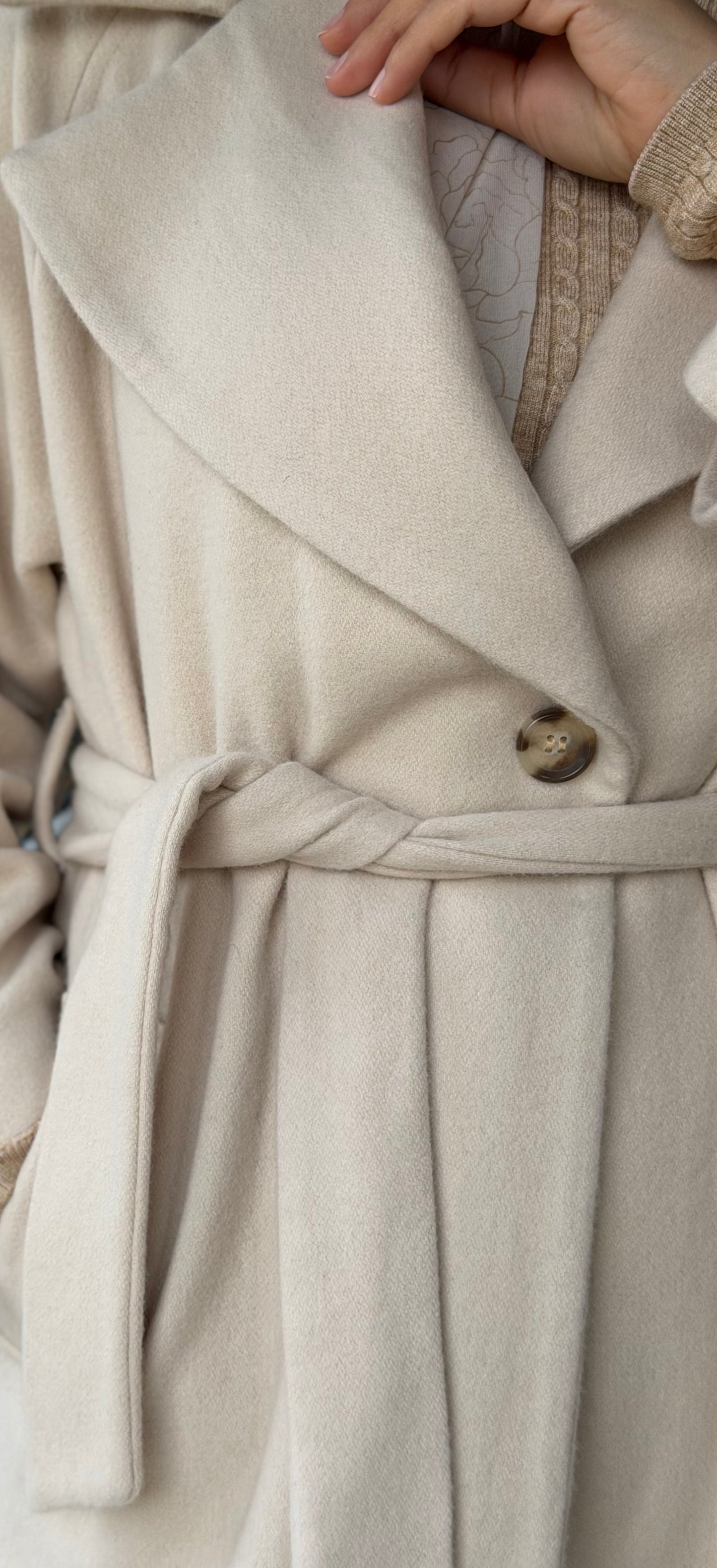 The wool Ivory Coat