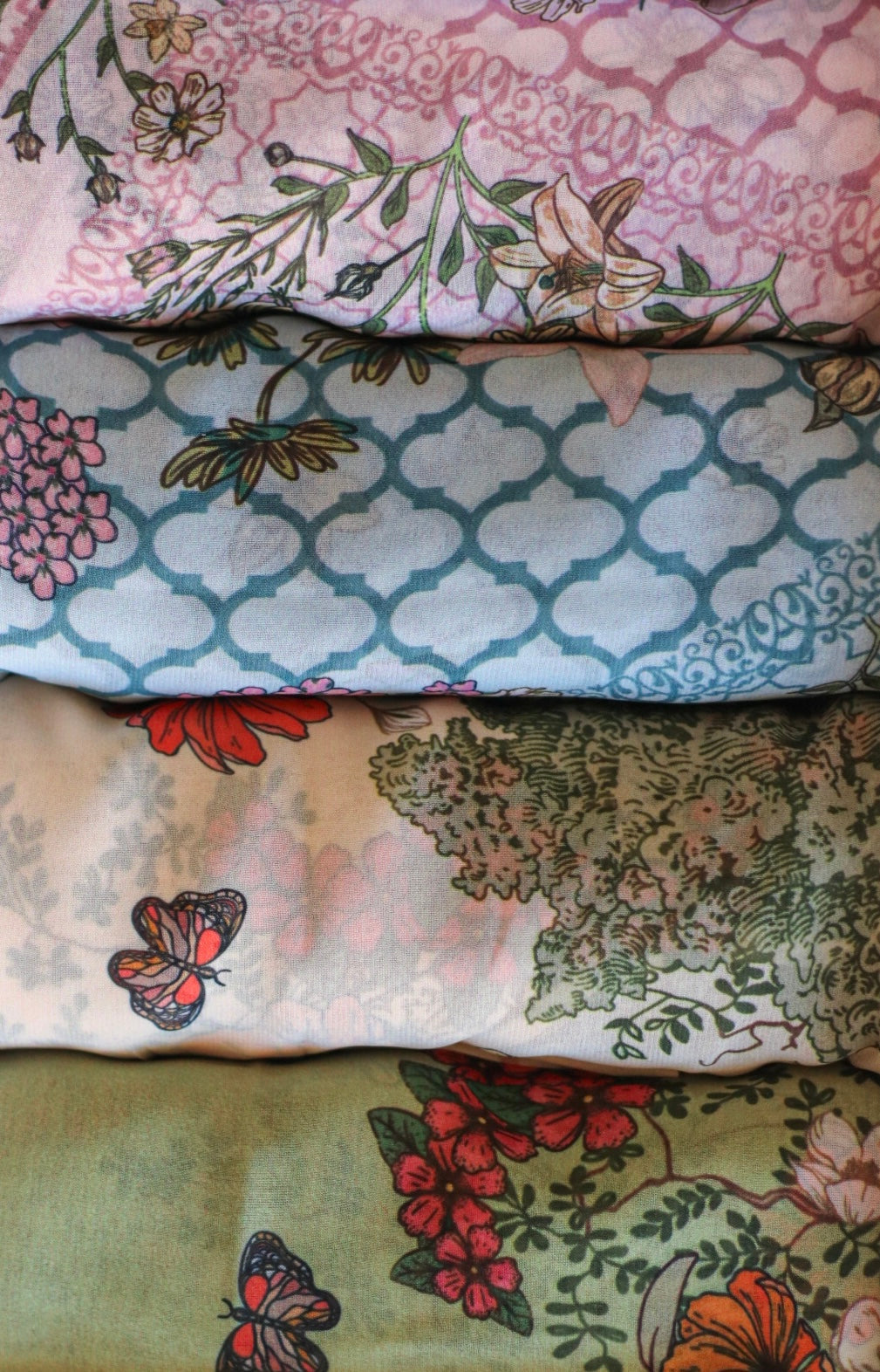 Box 08: Andalusian Grace