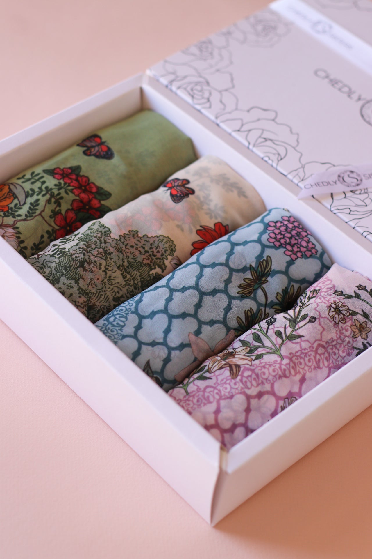 Box 08: Andalusian Grace